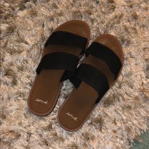 Sanuk Women’s Yoga Gora Sandals